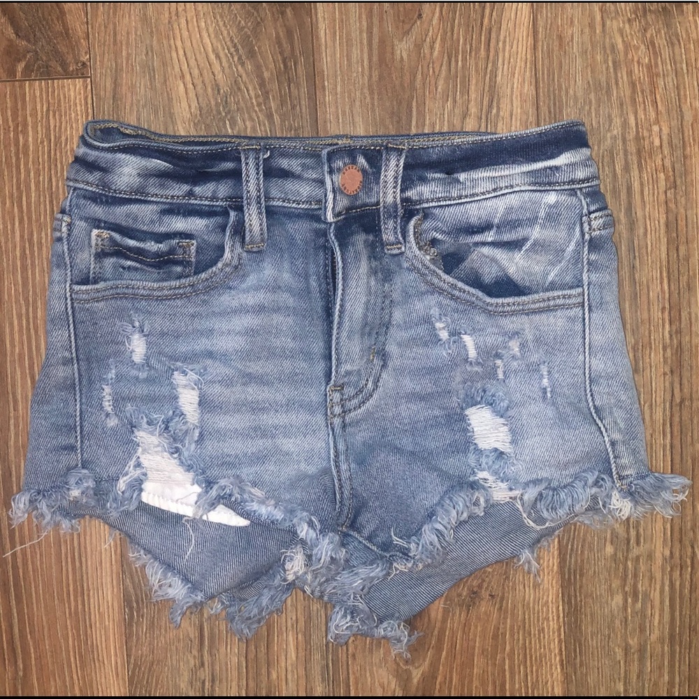 KanCan high rise slim fit shorts size 12